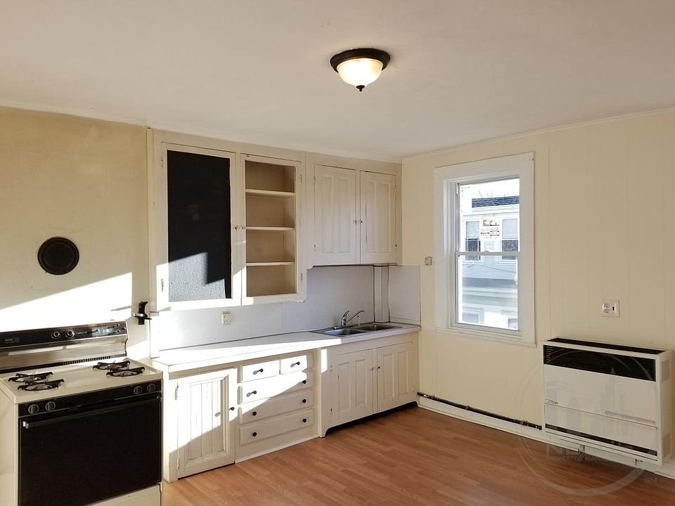1st image of 16 Arlington St #2F