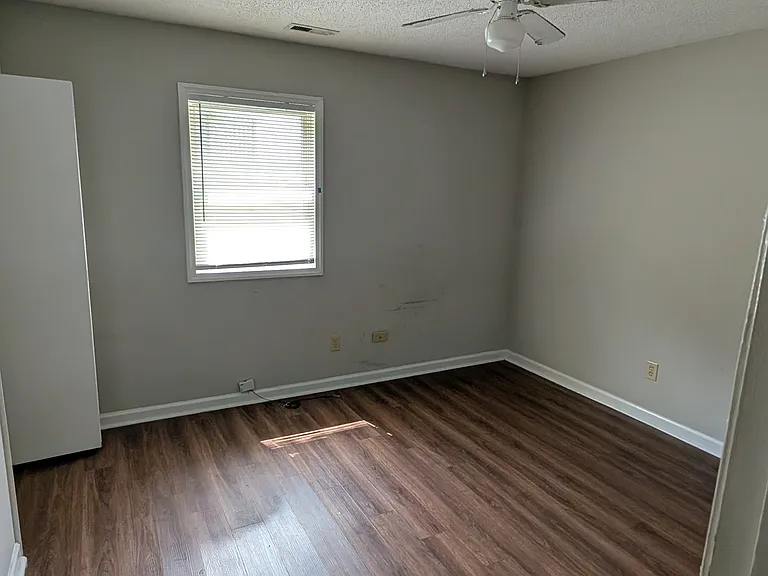 404 Needle Ct — Photo 4