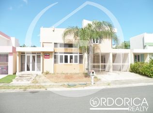 E15 Calle 7, Carolina, PR 00985