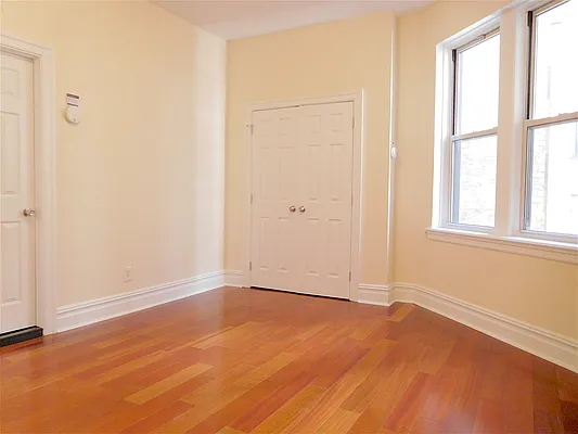 Rented by Corcoran | media 14