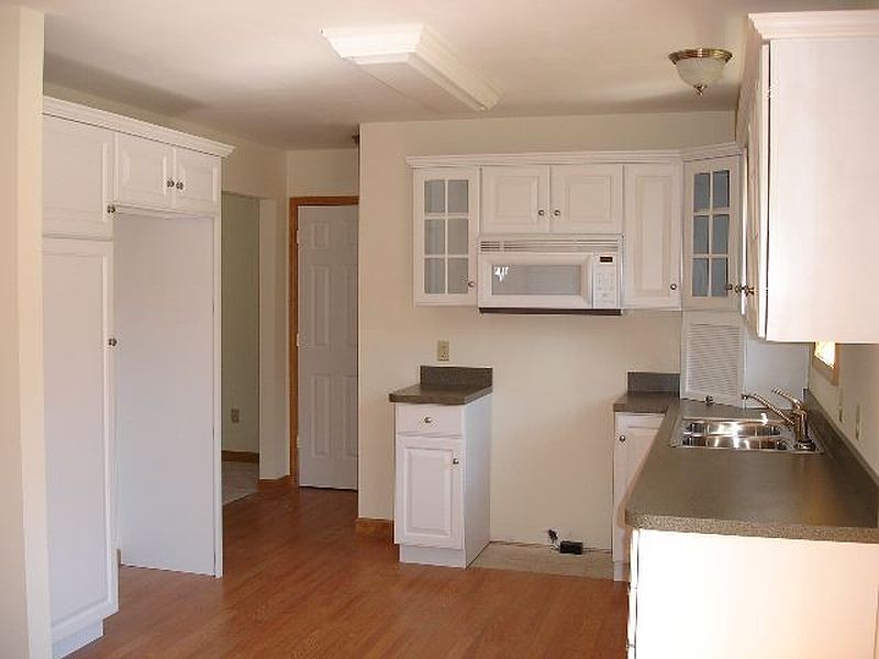 5th image of 6 DENIS Avenue