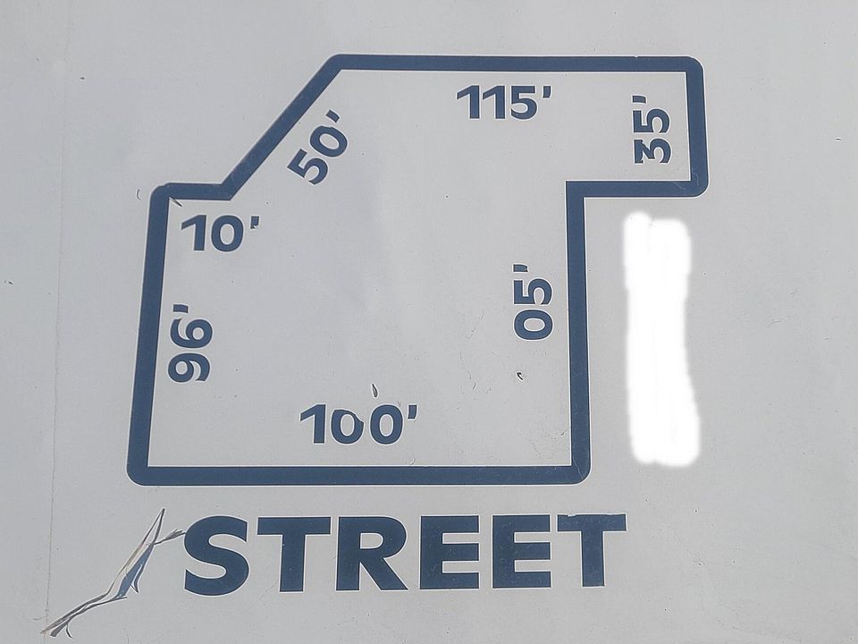 2nd image of 105 Main Street