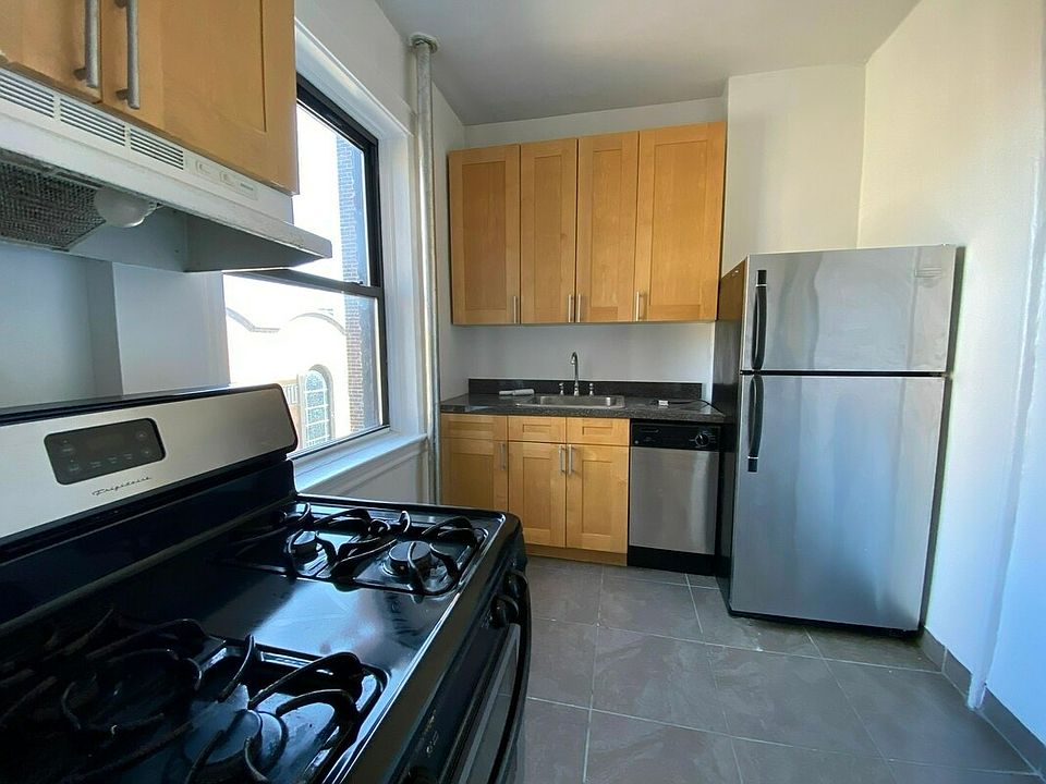 1st image of 29-8 31st Ave #D10