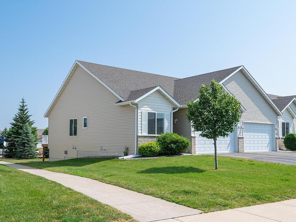 4139 Blakewood Dr, Shakopee, MN 55379 Zillow
