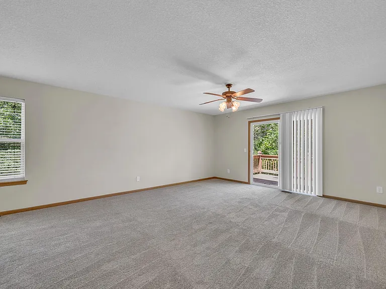 3005-3033 S Shrank Dr — Photo 22