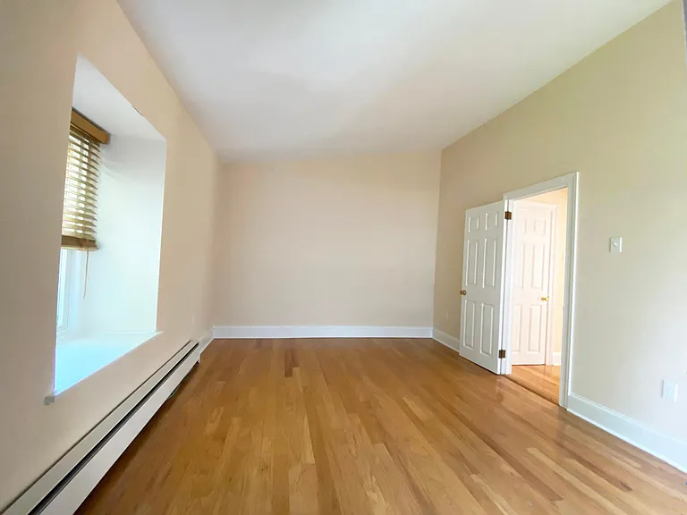 8110 Germantown Ave — Photo 7