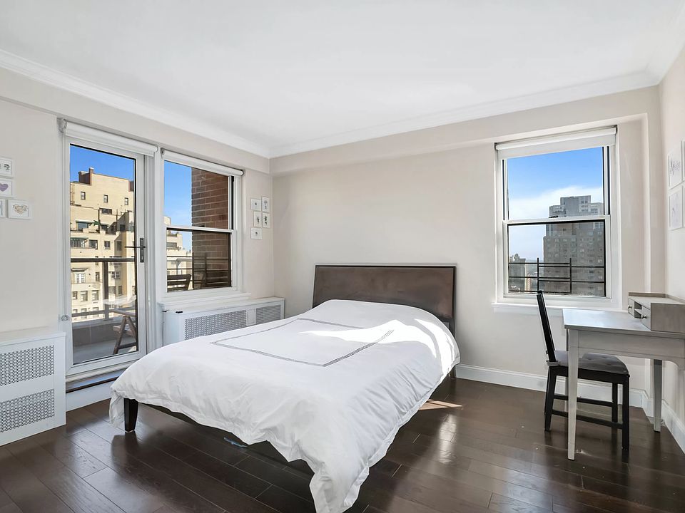 1st image of 300 E 71st St APT 19R