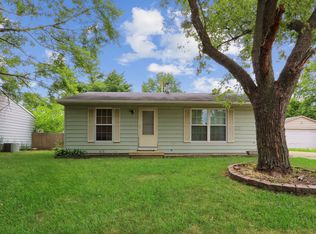 3211 York Dr, Champaign, IL