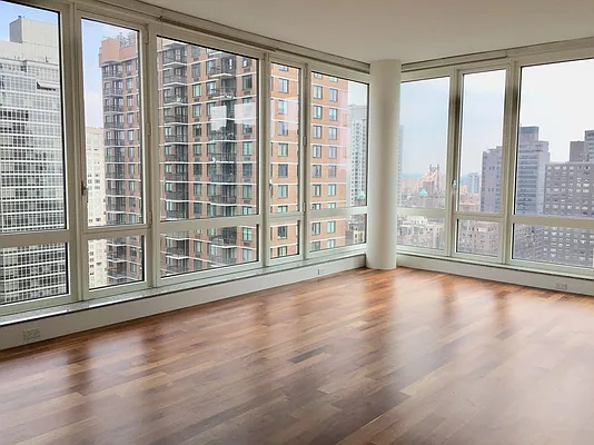 Rented by T&T Real Estate | media 17