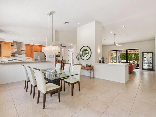 10118 Lakeview Dr, Rancho Mirage, CA 92270