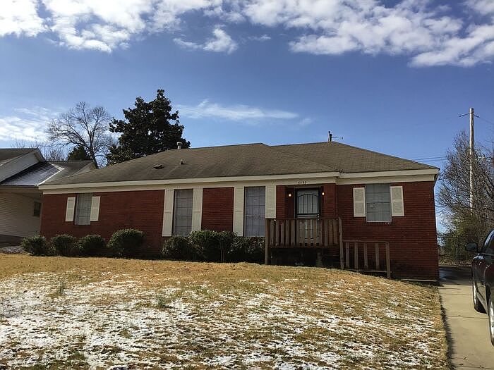 1st image of 3493 Coffee Dr