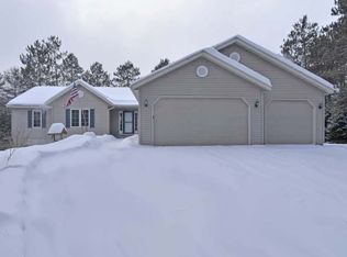 4737 Dyer Rd, Eagle River, WI 54521