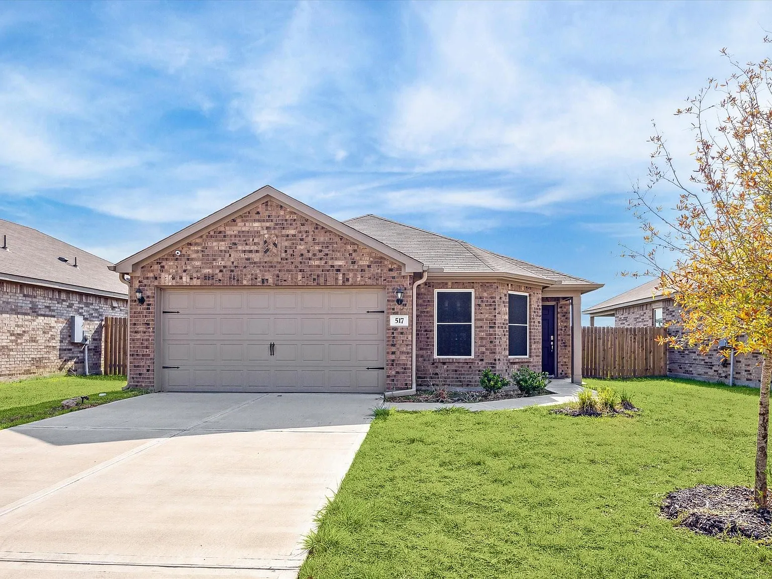 4 bed, 2.0 bath, 1855 sqft, $2,300 — Photo 1