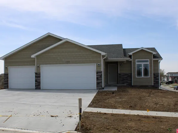 1501 Derek Ave, Lincoln, NE 68522
