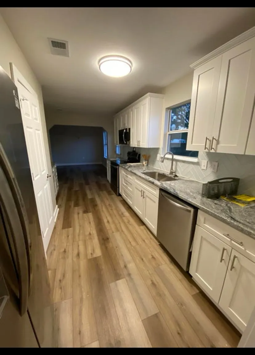 3 bed, 1448 sqft, $1,895 — Photo 4