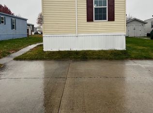 20600 Piedmont Dr #386, Clinton Township, MI 48036