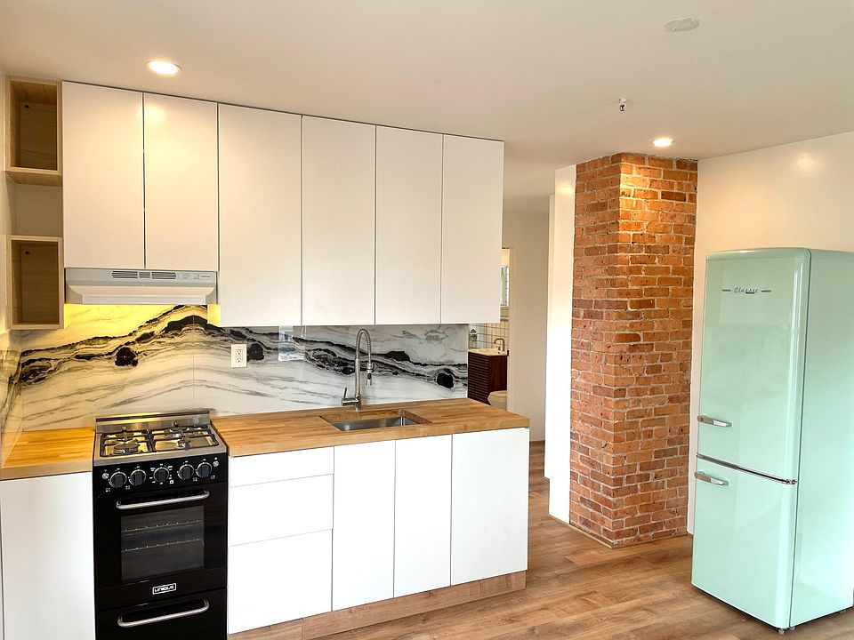 1st image of 11707 Rockaway Beach Blvd #5