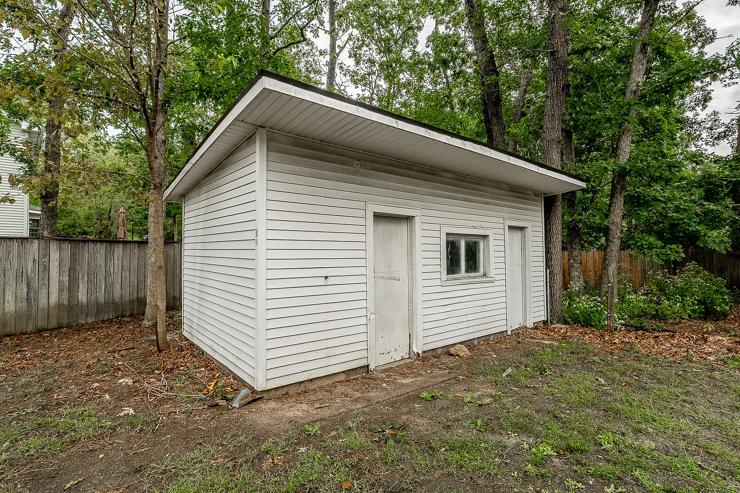 3 bed, 1390 sqft, $2,495 — Photo 4
