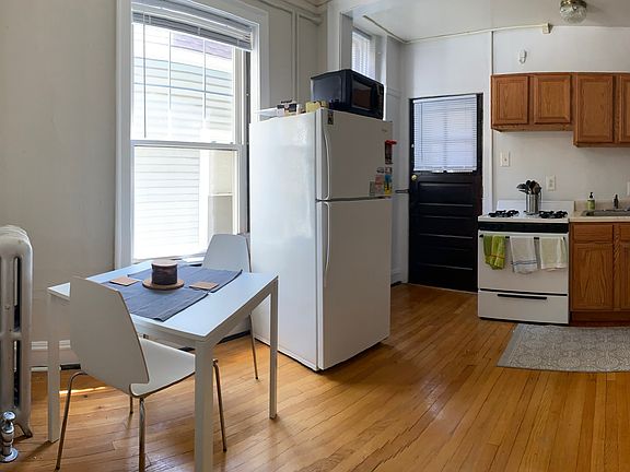2nd image of 4426 N Seeley Ave APT 2A