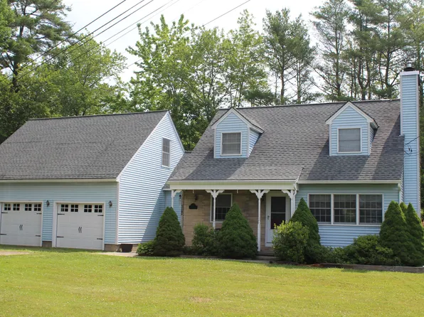 3 Boothby Lane, Farmingdale, ME 04344
