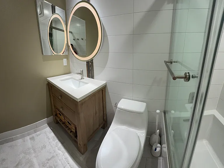 8560 Wiltshire Way — Photo 41