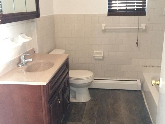 3rd image of 69-71 Lexington Ave