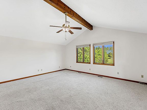 4th image of 1324 N 1100th Rd