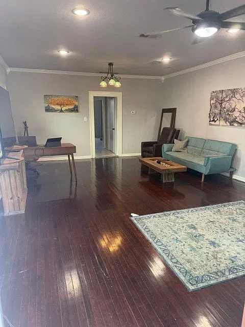 4802 Junius St — Photo 4