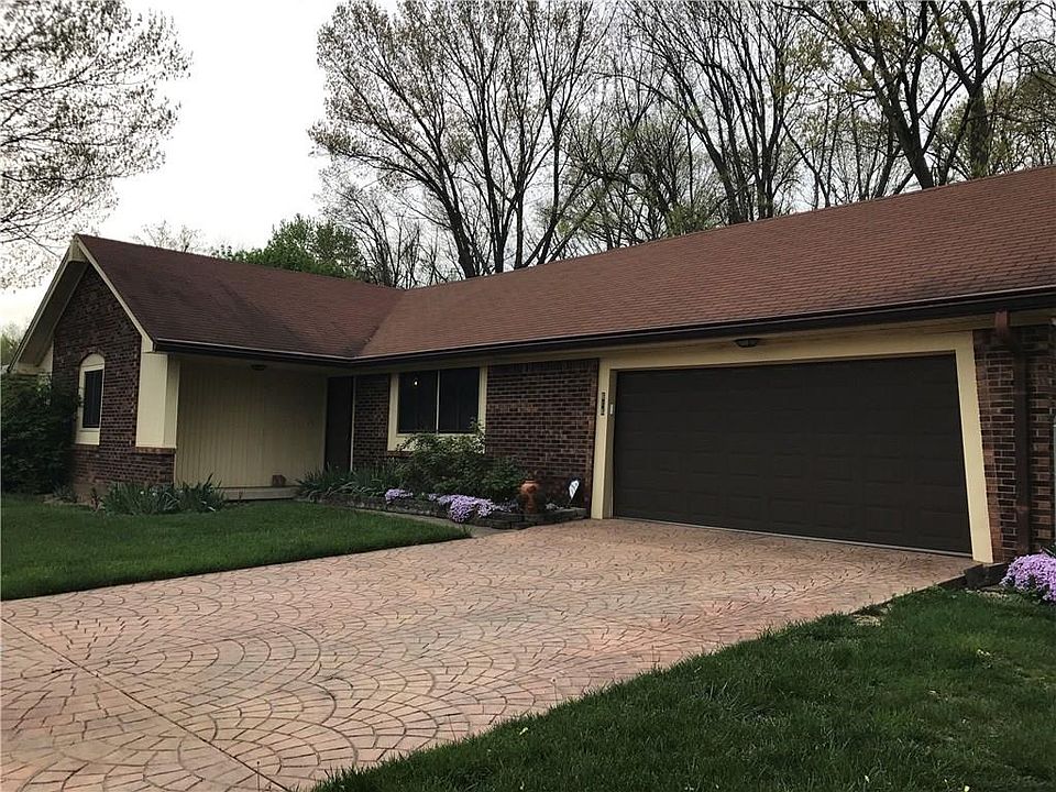 2nd image of 616 W Rahkewood Dr