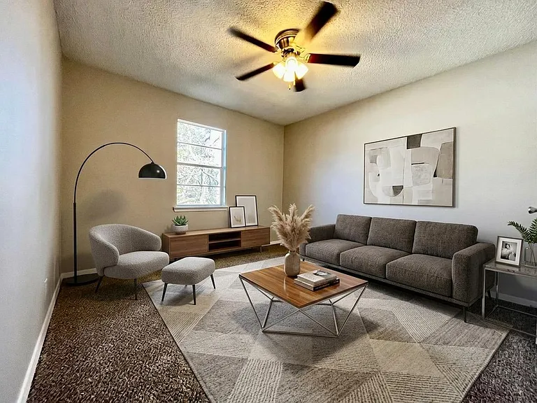 32 Stoneybrook (Sanabel) — Photo 1