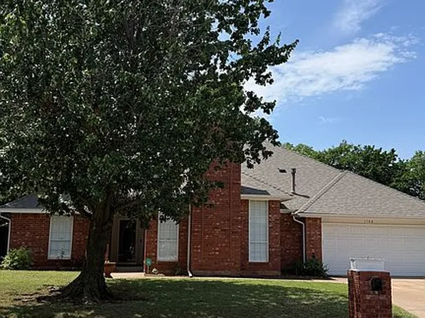 1108 Providence Ct, Edmond, OK 73003