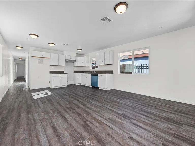 6 S Owens St — Photo 5