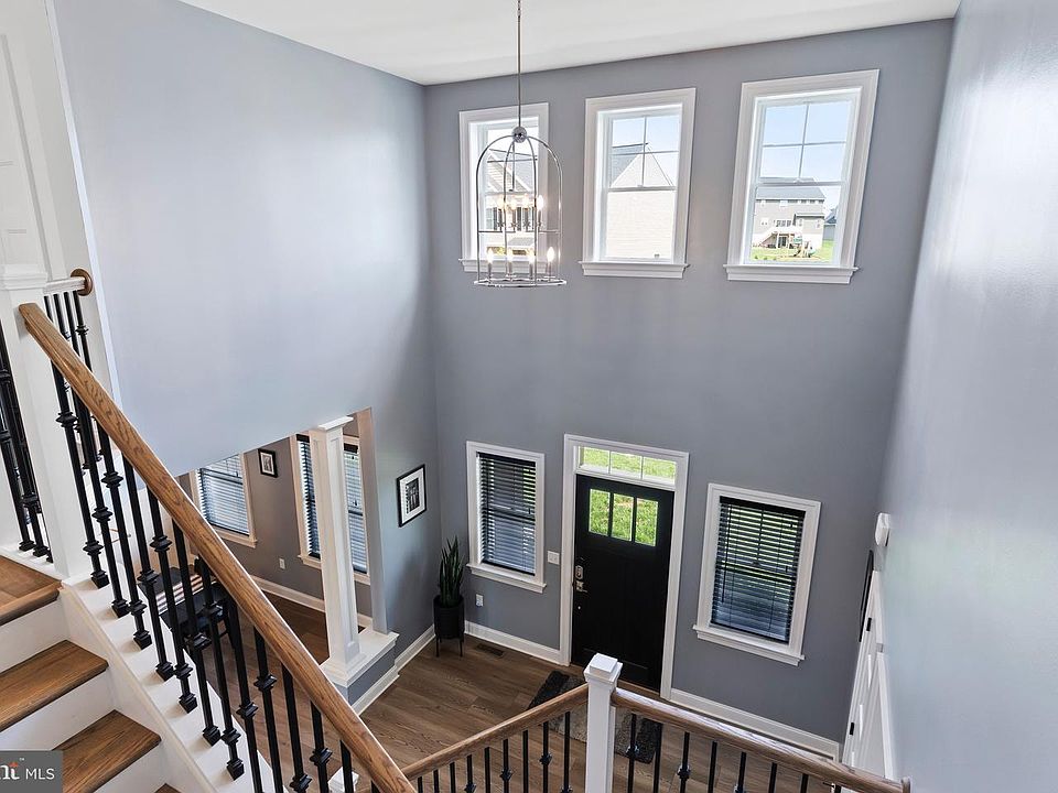 2058 N Autumn Chase Dr, Mechanicsburg, PA 17055 | Zillow