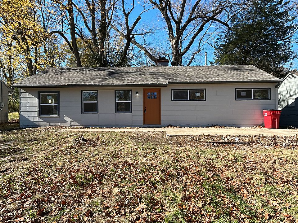 1st image of 11410 Sycamore Ter