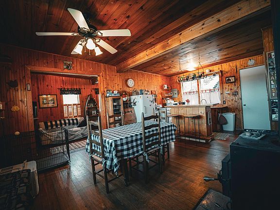 5th image of 3031 Black Bay Rd