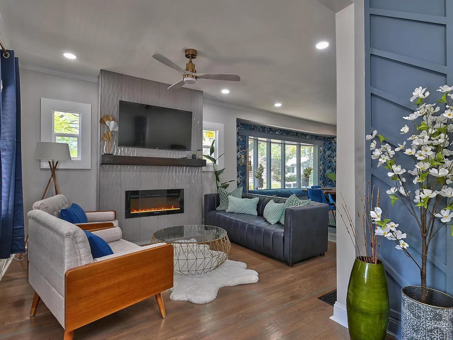 3 bed, 1850 sqft, $3,600 — Photo 2
