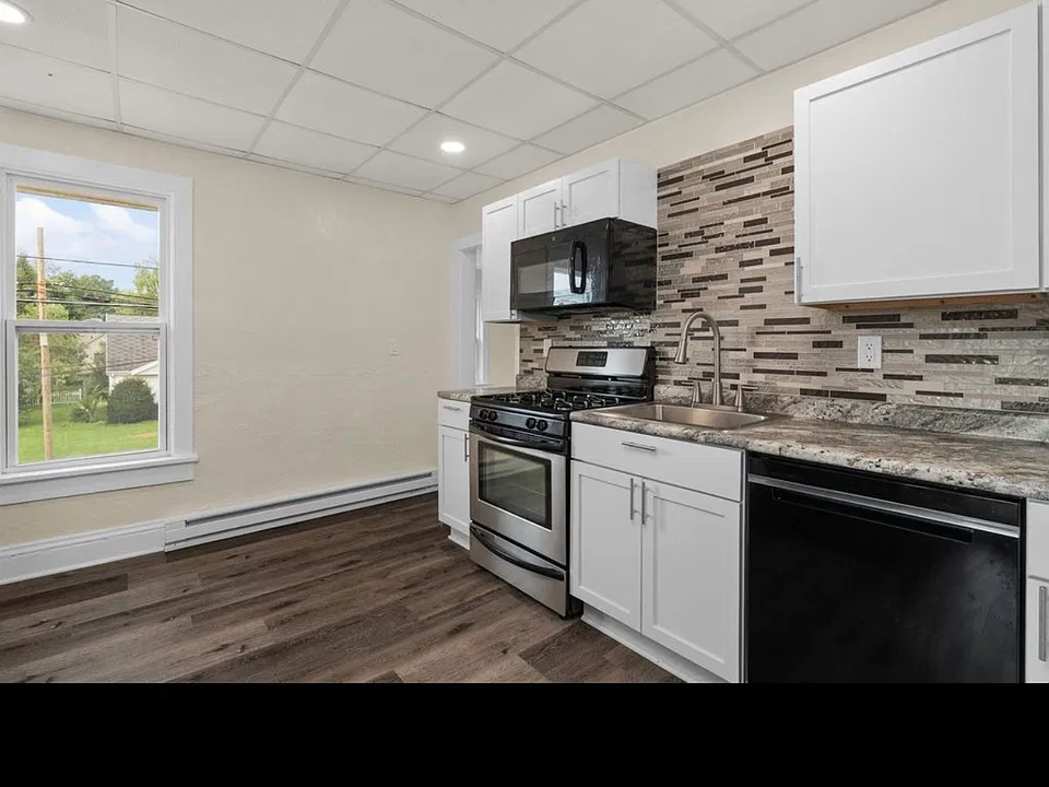 1433 Gartland Ave #1