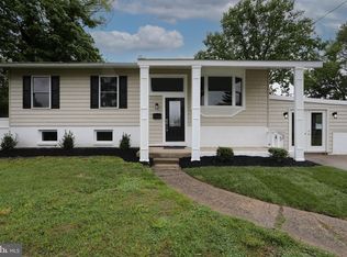 14 Edgehill Rd, Gibbsboro, NJ 08026