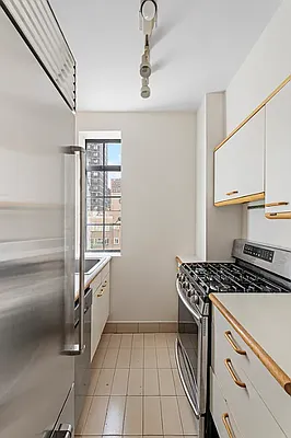 Rented by Douglas Elliman | media 12