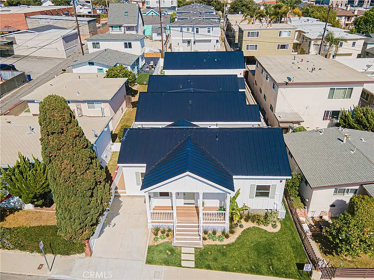 226 B Arena St — Photo 15