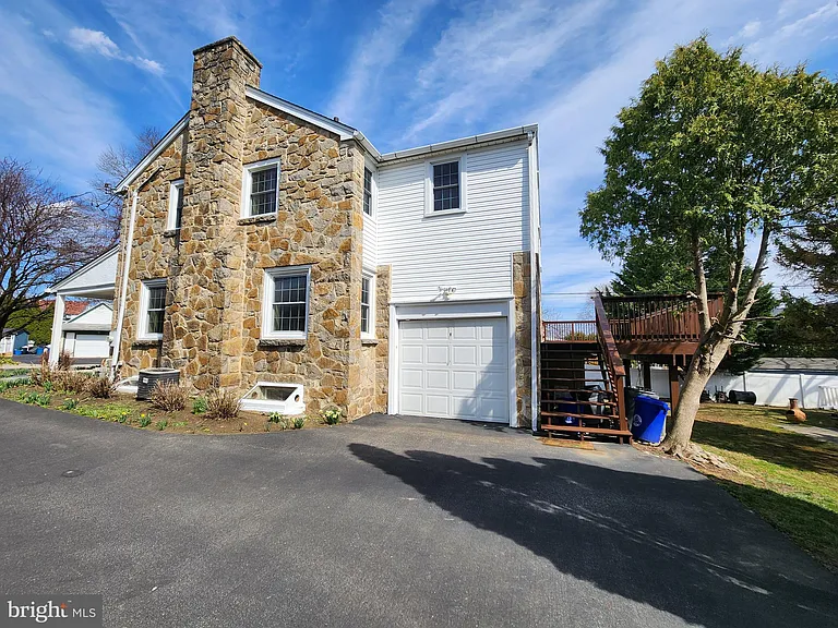 1156 Garfield Ave — Photo 28