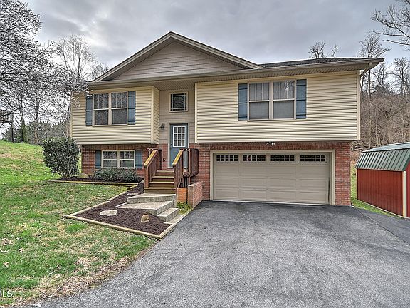 2nd image of 251 New Hope Rd