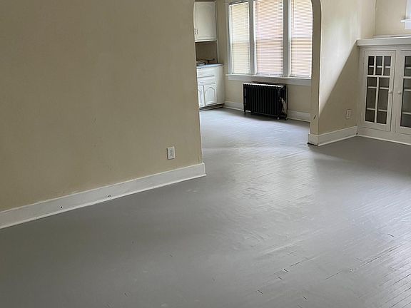 2nd image of 1504 Cleveland Ave #2