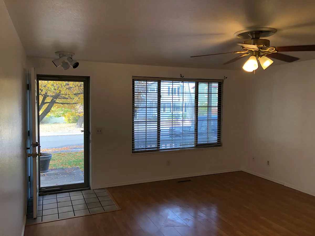 Building Photo - 1821 Churchill Ct
