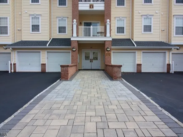 2202 Avery Ct, Franklin Twp., NJ 08873
