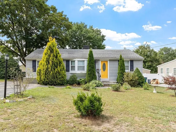 186 Burnham Rd, Lowell, MA 01852