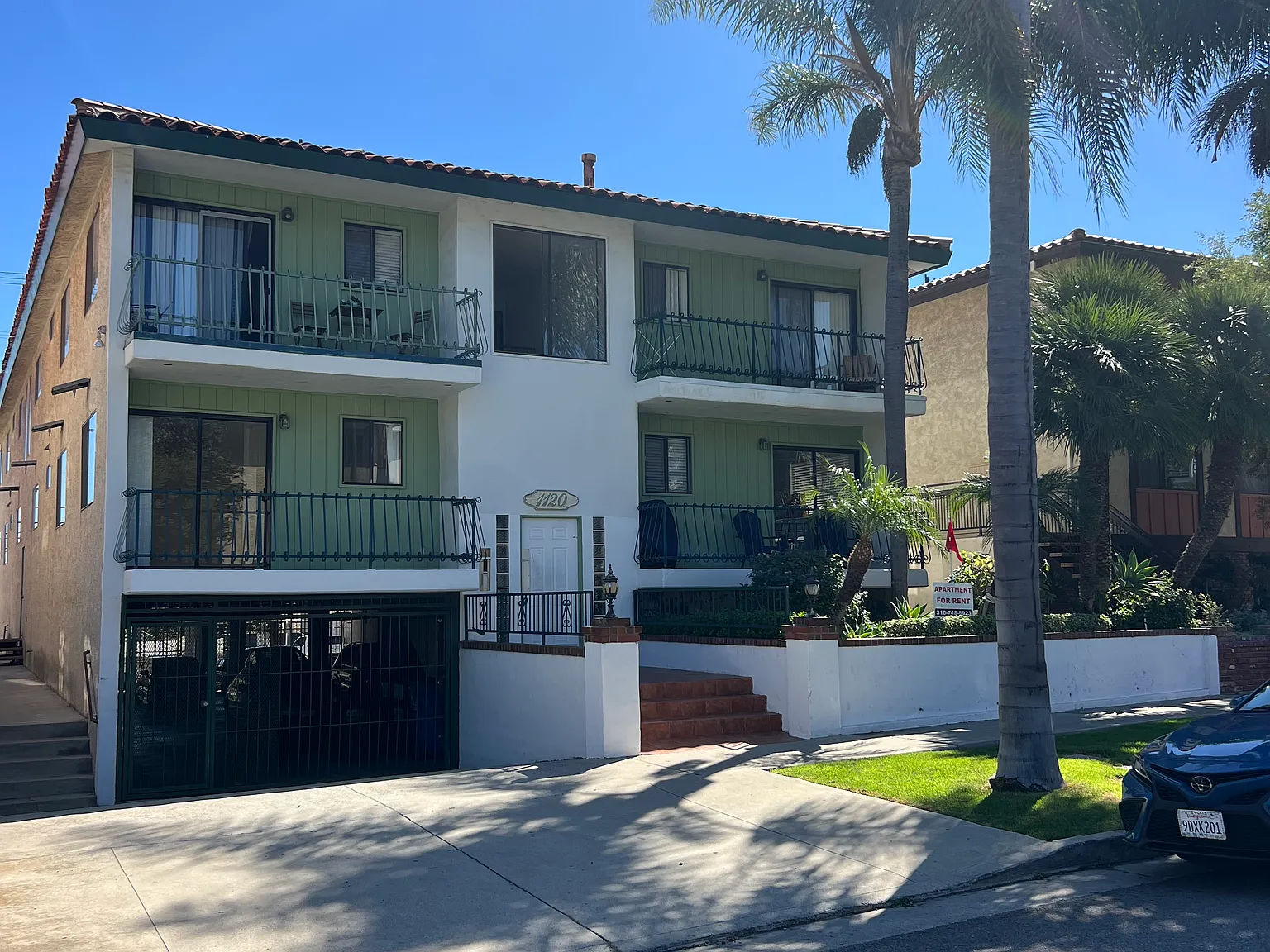 2 bed, 1100 sqft, $2,450 — Photo 1