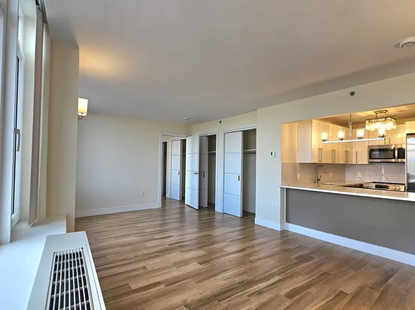 103-14 Northern Boulevard image 2 of 13