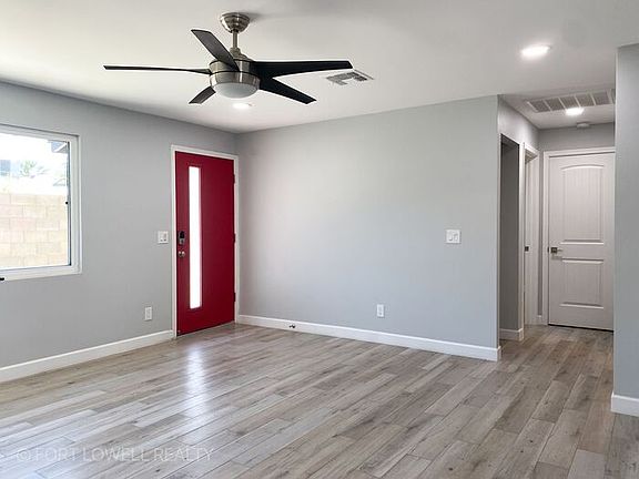 2nd image of 2626 E Culver St #1