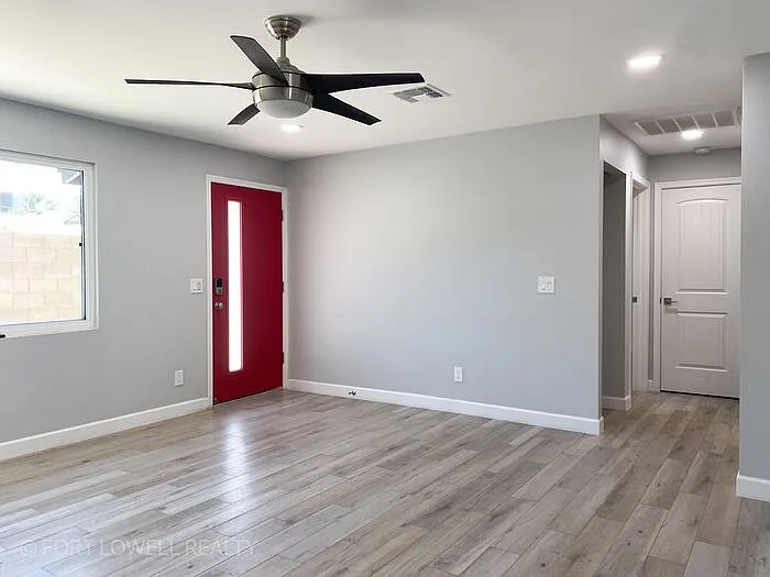 2626 E Culver St #1 — Photo 2